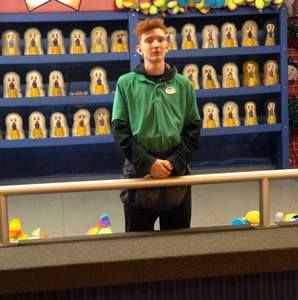 Meet your Posher, Christian